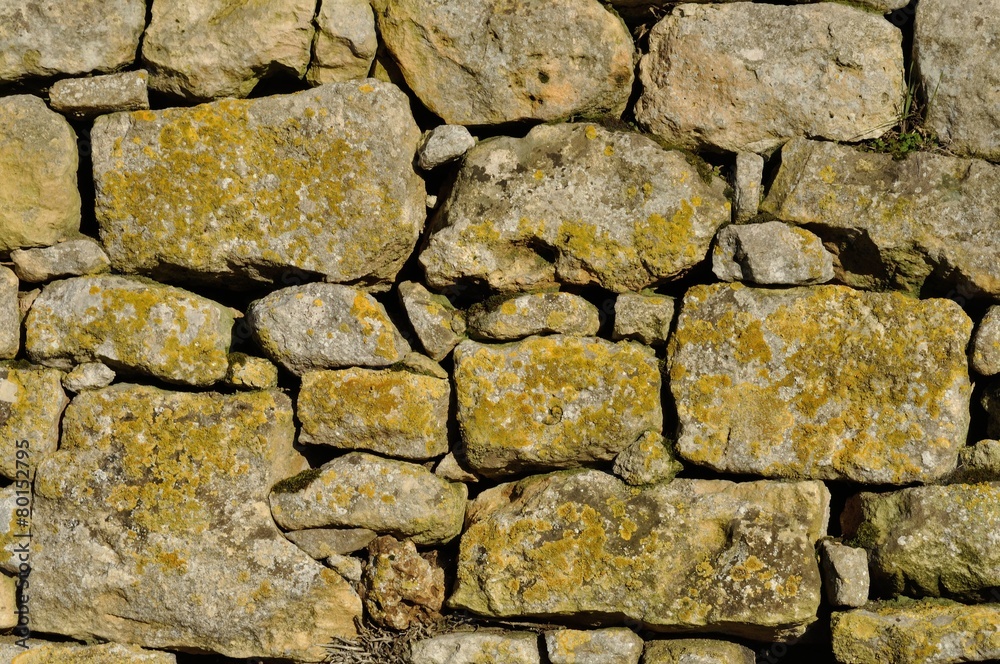 Solid wall made of stone