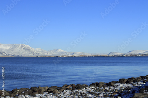 Mare di Reykjavik in Islanda photo