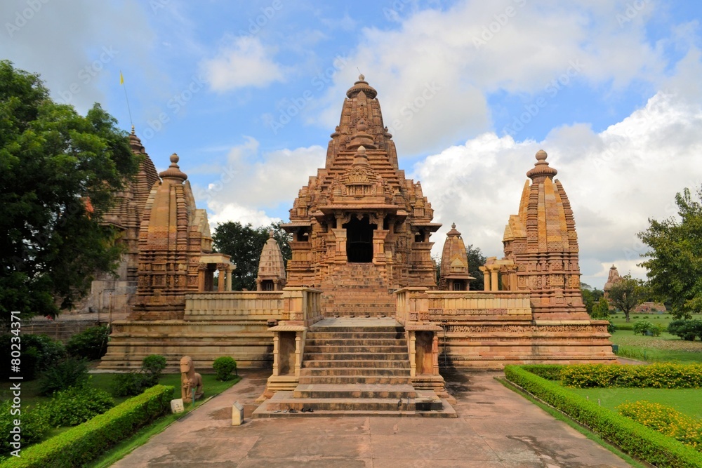 Fototapeta premium Khajuraho Hindu and Jain temples, India.