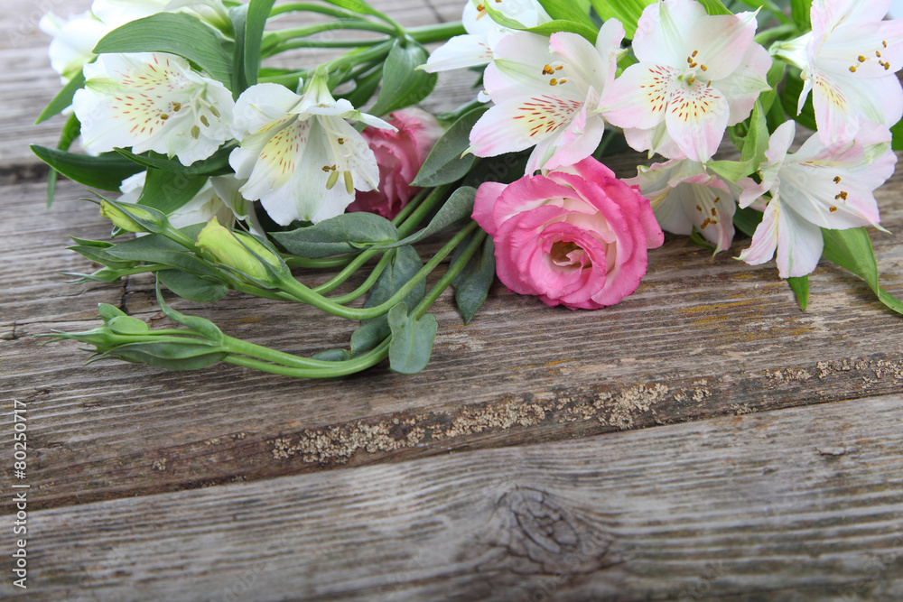 Bouquet of pink and white flowers Bouquet of pink and white flowers