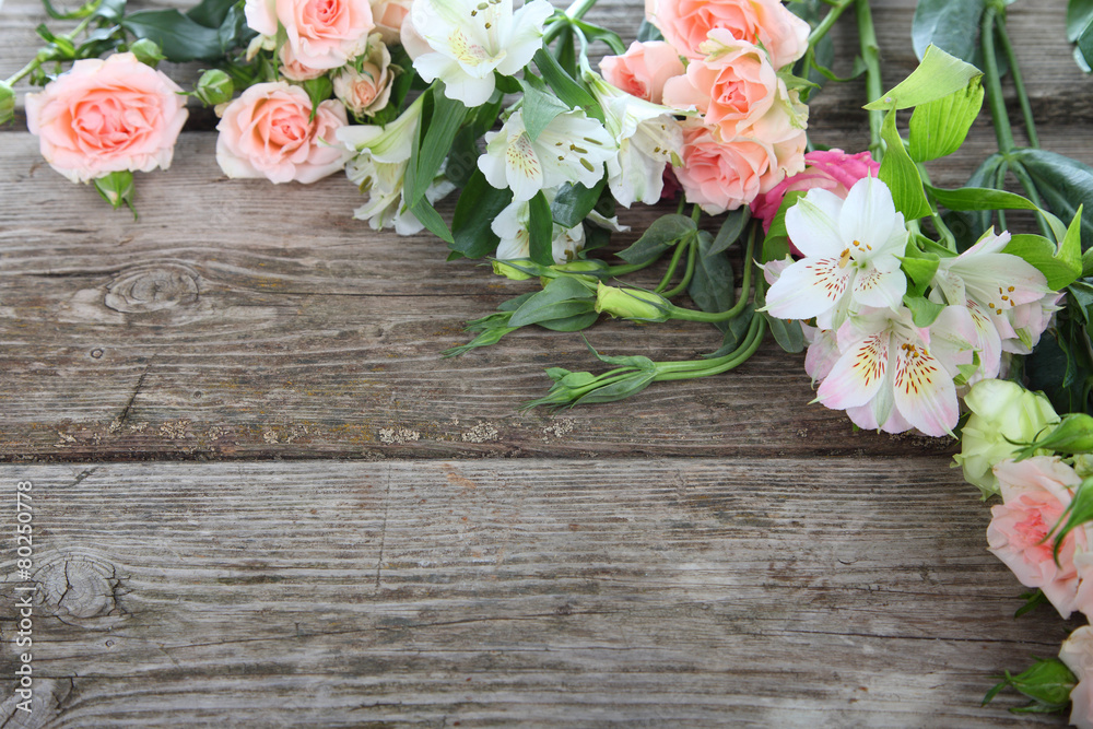 Bouquet of pink and white flowers