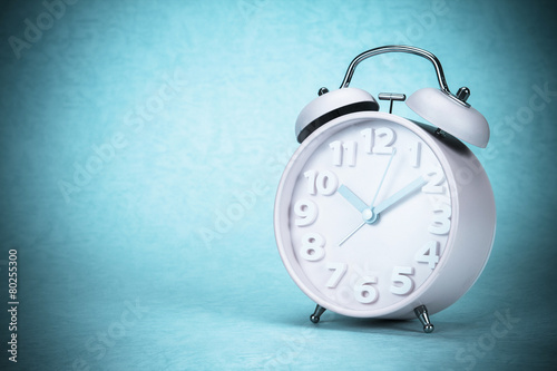 Wallpaper Mural retro and vintage style of Old fashioned alarm clock Torontodigital.ca