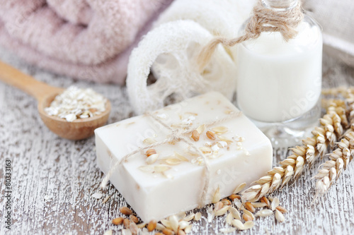 Soap oatmeal handmade for a Natural Clean