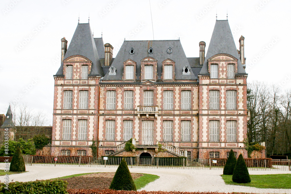 Nice and beautiful castle in France Nice and beautiful castle in France