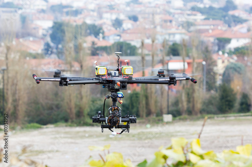 Fototapeta Naklejka Na Ścianę i Meble -  drone hexacopter