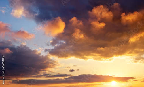 Fototapeta Naklejka Na Ścianę i Meble -  Beautiful sunset sky. Sky Background.