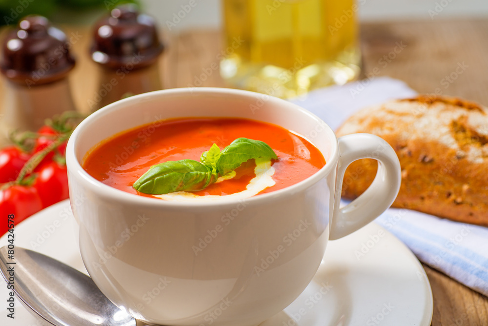 Tomatensuppe in Tasse 2 Tomatensuppe in Tasse 2