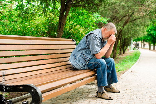 Bilde på lerret lonely old man on the bench
