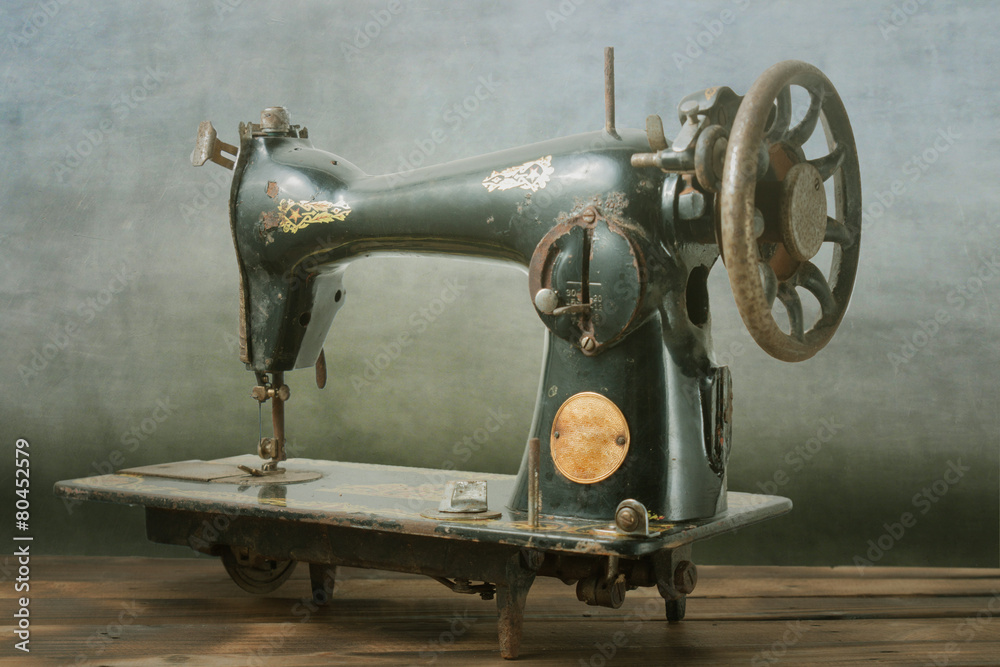 Fototapeta premium vintage sewing machine