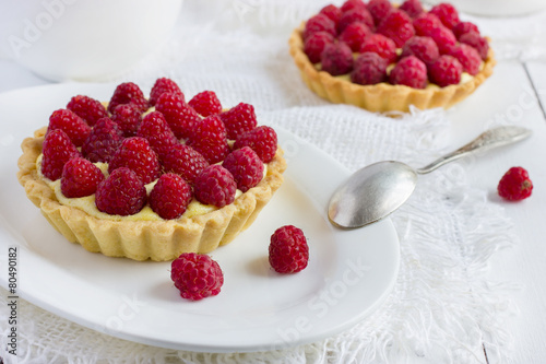 Photo tart with fresh raspberries