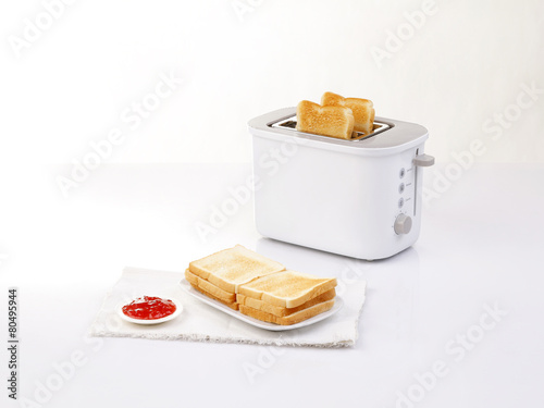 bread toaster and toasted bread
