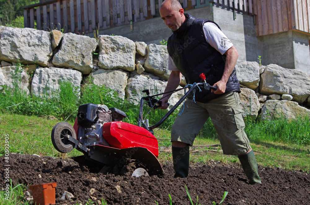 Obraz premium jardinage - motoculteur