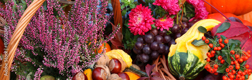 Autumn flowers, vegetables and fruits #80505365