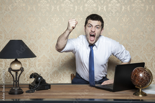 Valokuvatapetti very angry businessman screaming