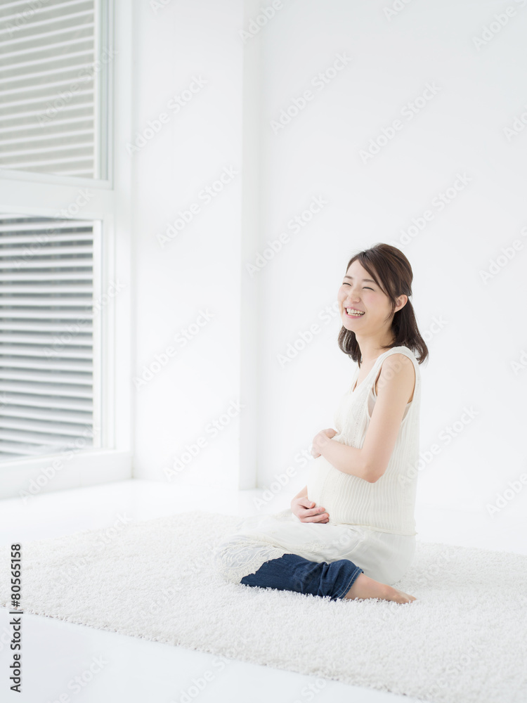 若い妊婦 若い妊婦