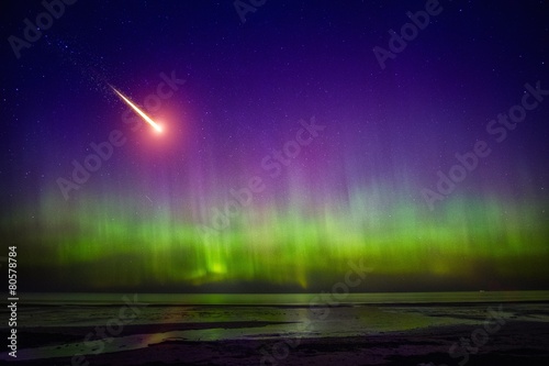 Canvas Print Falling comet and Aurora Borealis