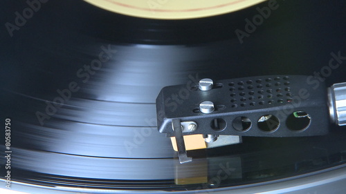 Turntable vinyl player
