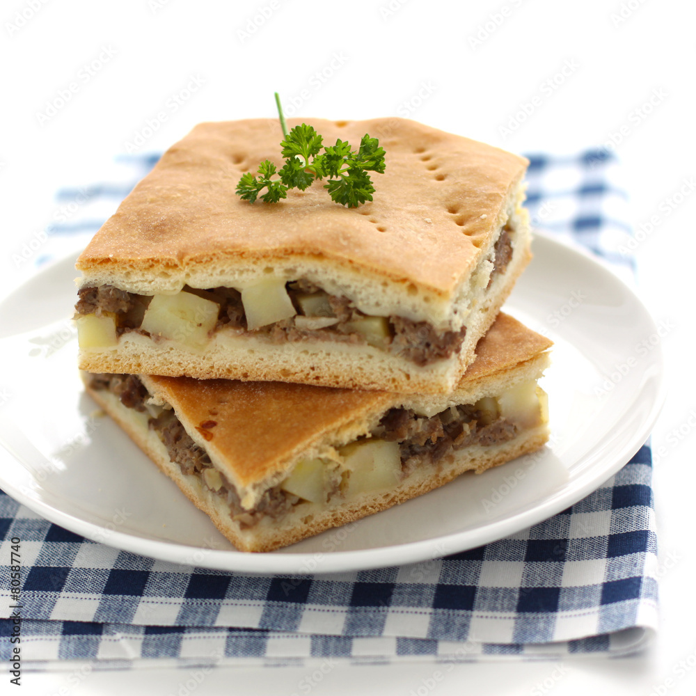 Fleisch- und Kartoffel Schnitten