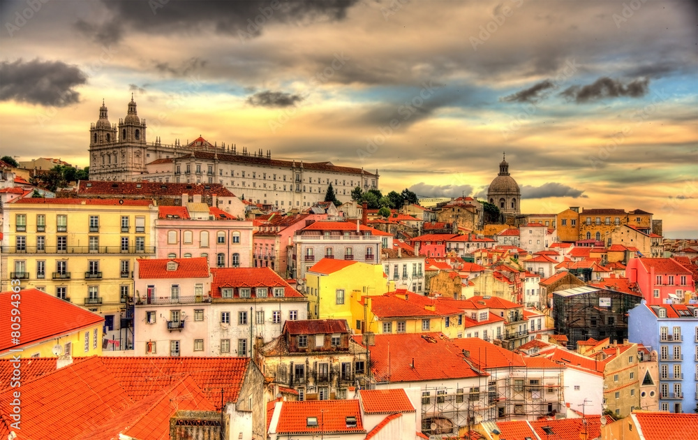 Fototapeta premium View of the Monastery of Sao Vicente de Fora in Lisbon