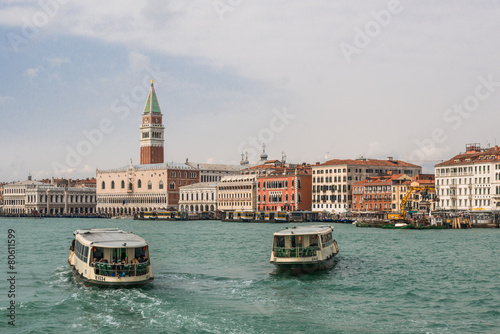 イタリア　ヴェネツィア © oben901