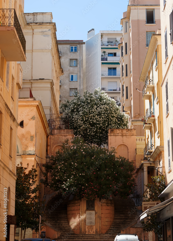 Rue et escalier de Bastia