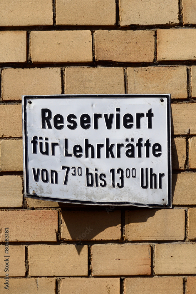 Halbtagsschule, h. StockFoto Adobe Stock