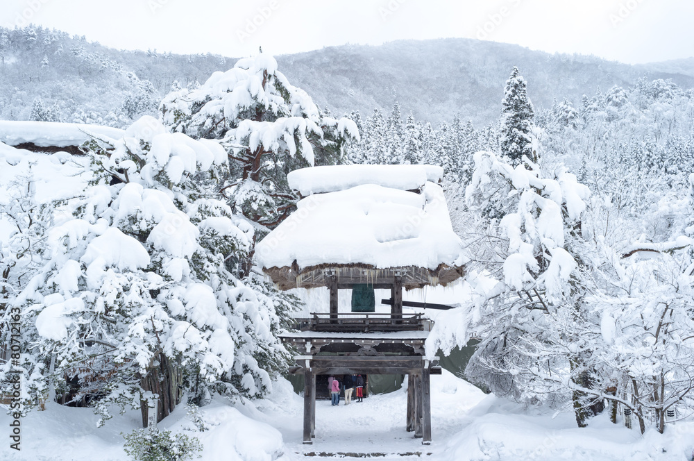 Obraz premium Snowy view, Takayama, Japan in winter season.