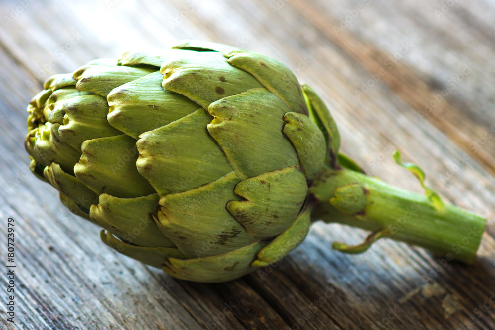 Fototapeta premium fresh artichokes