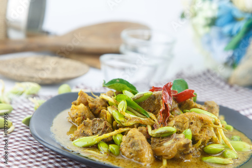 Stir fried riang parkia seed with chicken photo