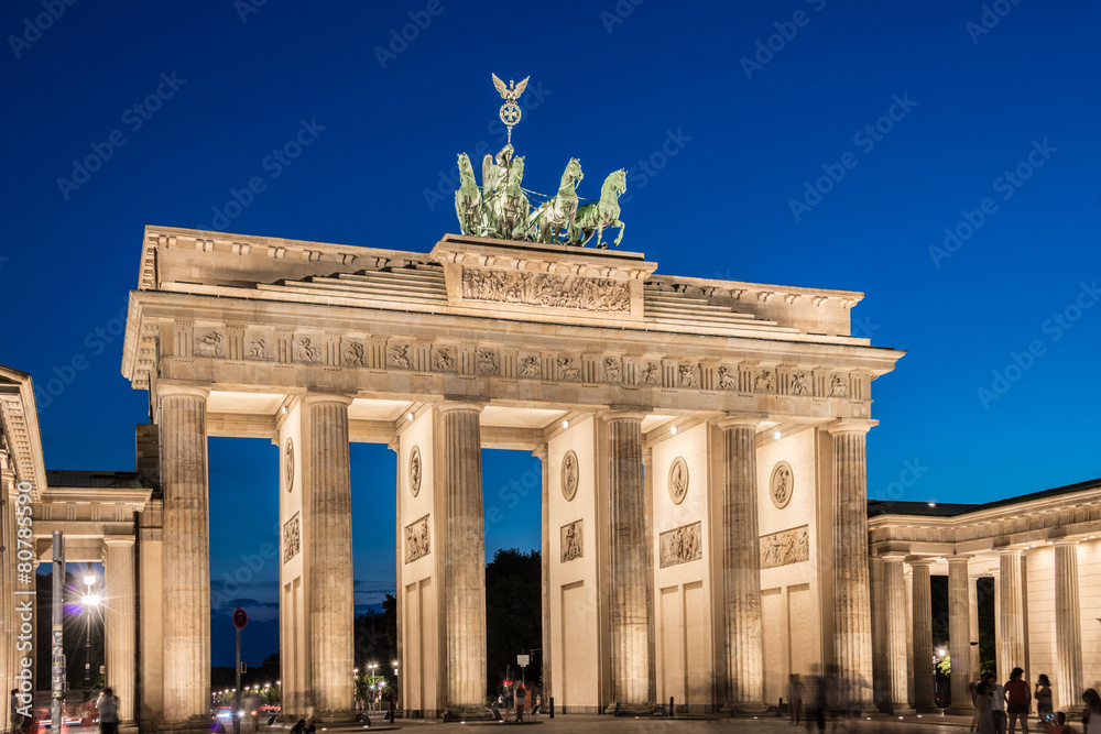 Naklejka premium Berlin - AUGUST 4, 2013: Brandenburg Gate on August 4 in Germany