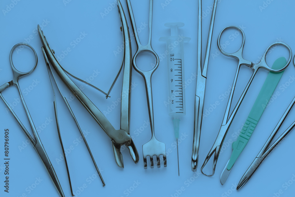 Surgical instruments Surgical instruments