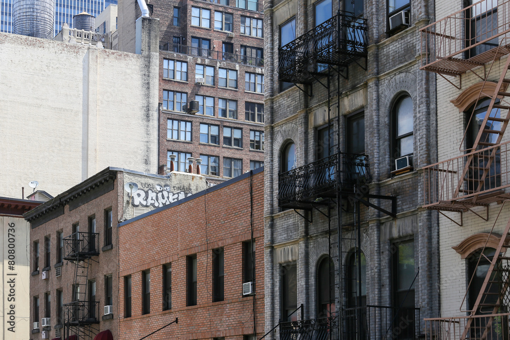 Fototapeta premium Hausfassaden in New York