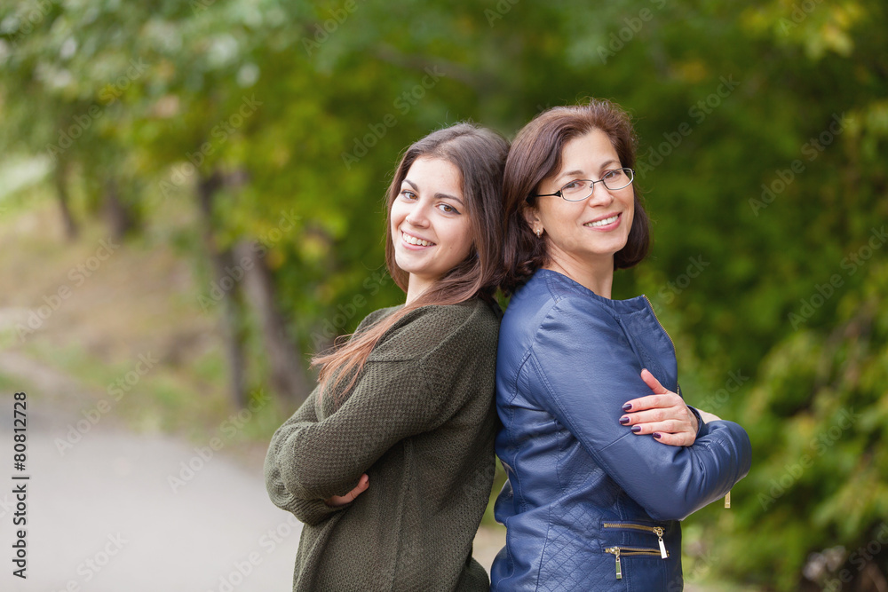 Fototapeta premium girl and her mother