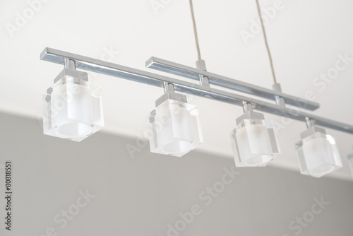 Obraz na płótnie design chandelier with spot lights w salonie
