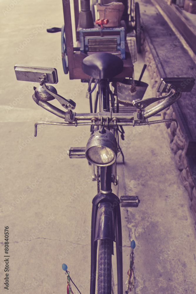 Fototapeta premium old bicycle