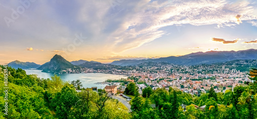Lugano im Sonnenuntergang photo