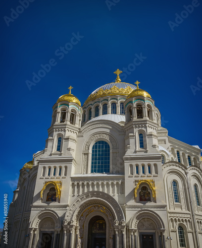 Naval cathedral of Saint Nicholas in Kronstadt © Katarina S.