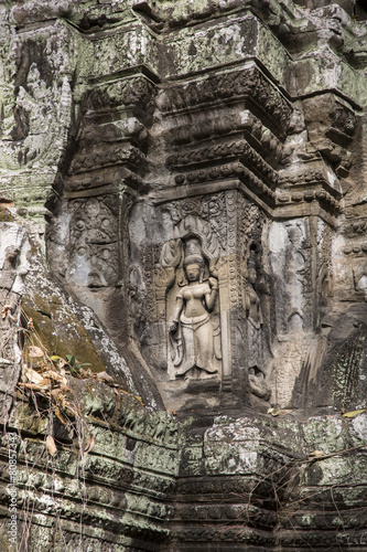 Cambodia, ancient Temple, Angkor Wat © enrico113