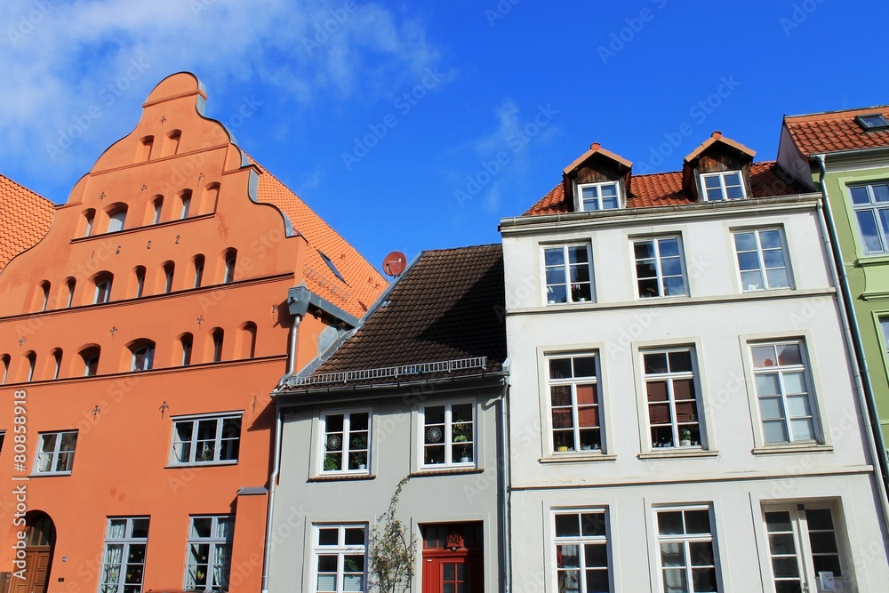 Fototapeta premium Gebäudezeile in Wismar.