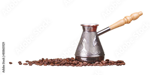 Wallpaper Mural Turk with coffee beans isolated on white background Torontodigital.ca