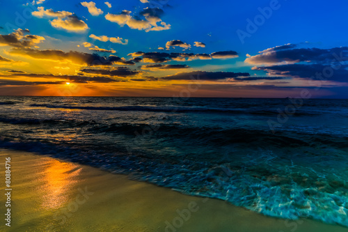 Dubai sea and beach, beautiful sunset at the beach © Sergii Figurnyi
