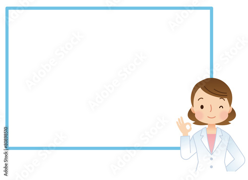 オーケーサインをする女性医師　医療　コピースペース