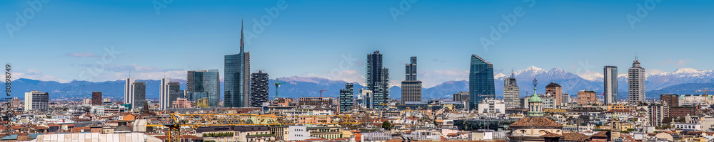 Naklejka premium Mediolan miasto Włochy Panoramiczny widok na nową panoramę z drapaczami chmur Panorama