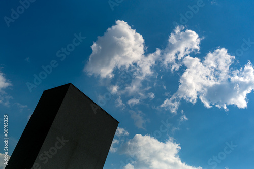 Gebäude vor Himmel photo