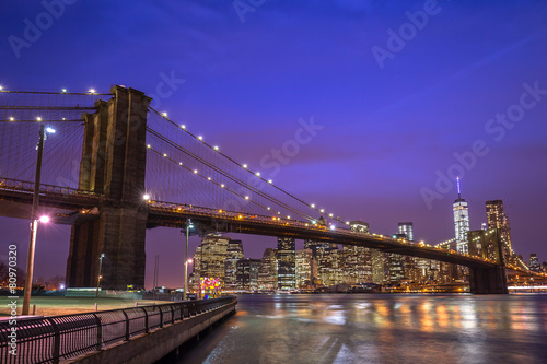 Fototapeta Naklejka Na Ścianę i Meble -  New York City Manhattan Brooklyn Bridge night skyline