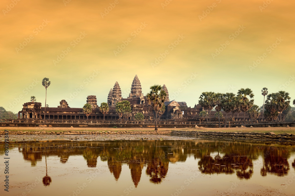 Obraz premium angkor wat at sunset