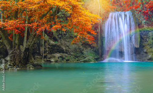 Fototapeta Naklejka Na Ścianę i Meble -  Waterfall in Deep forest at Erawan waterfall National Park