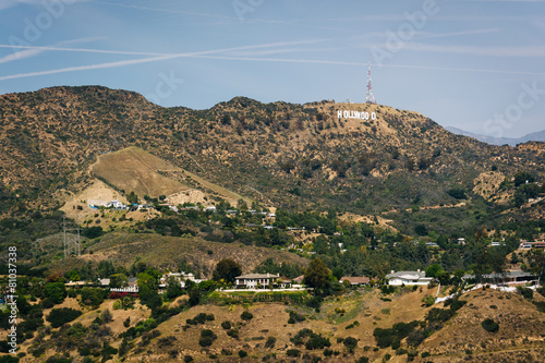Fotografija View of hills and the Hollywood Sign from  Mulholland Drive in L