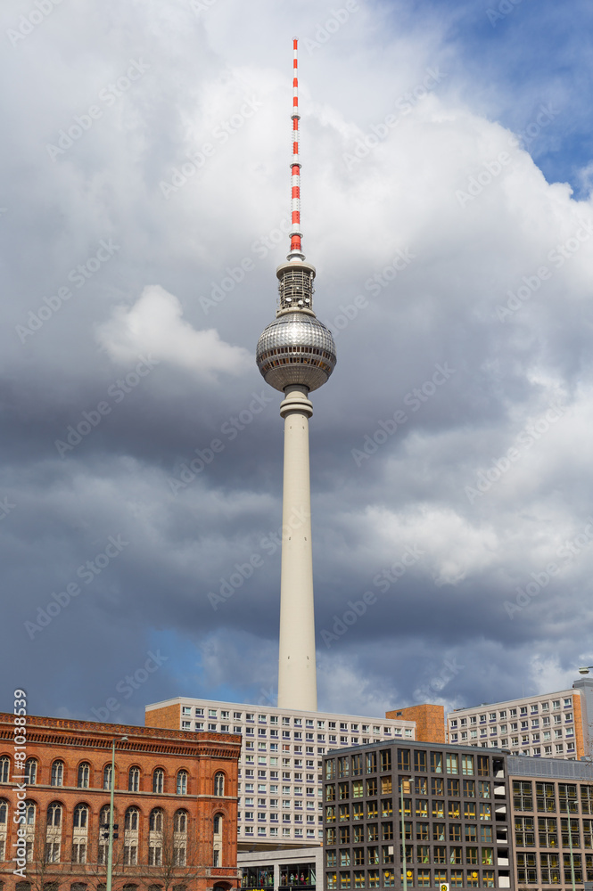 Naklejka premium Berliner Fernsehturm