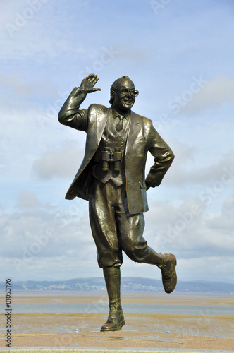 Eric Morecambe statue photo